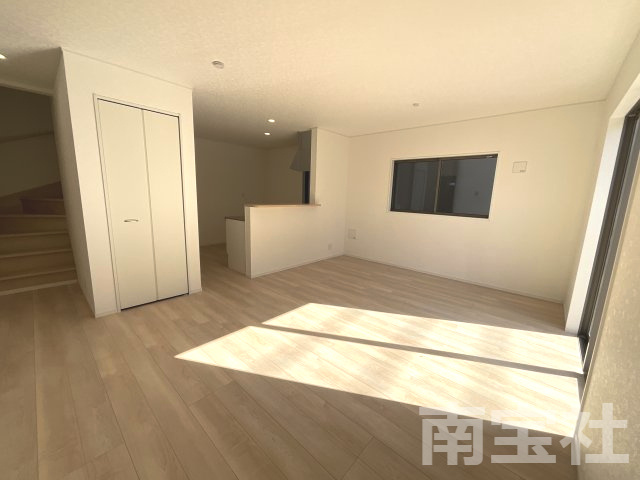 【居間・リビング】