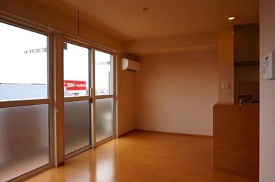 【居間・リビング】 | ウエスト　フィールド　B棟