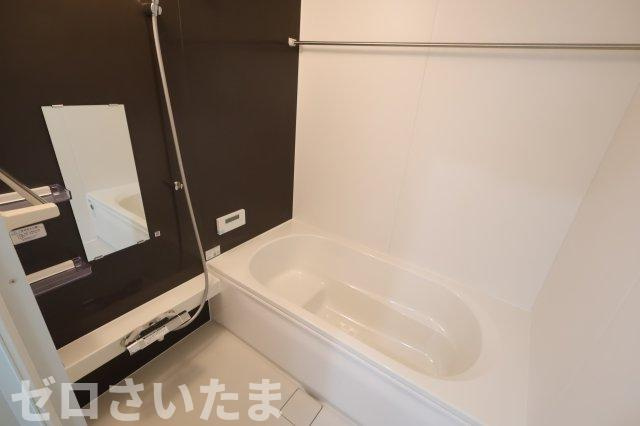 《仲介手数料無料》練馬区大泉学園町４丁目12-19新築一戸建てKEIAI GRACEの浴室