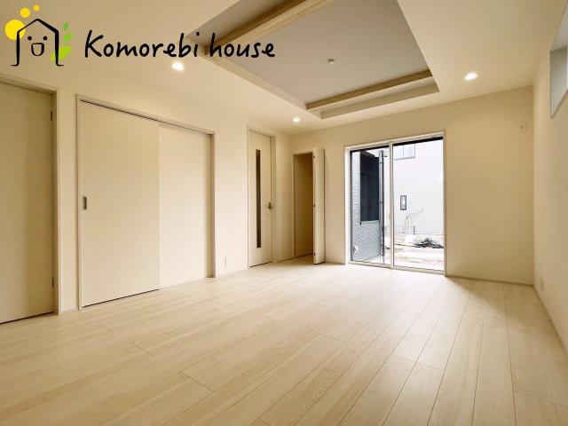 上尾市浅間台3丁目　3期　新築一戸建て　グランドールの丘　05の居間・リビング|こちらの居間で趣味の時間をお楽しみください