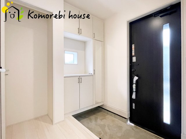 上尾市浅間台3丁目　3期　新築一戸建て　グランドールの丘　05の玄関|玄関です