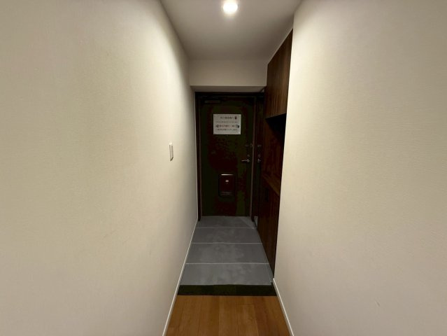 ユニライフ桃山台の玄関