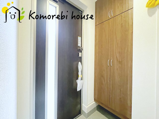 さいたま市見沼区堀崎町　新築一戸建て　リーブルガーデン　02の玄関|シンプルで使いやすい玄関です