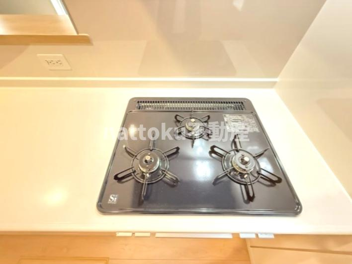 富士市中里第９　新築戸建　全３棟　3号棟の設備|お料理がはかどる３口コンロ♪