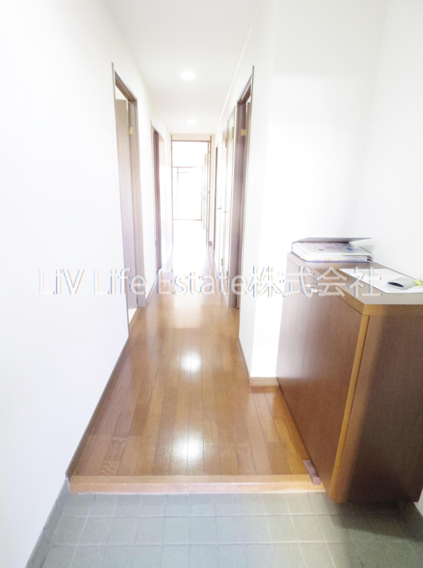 ウエルカーサ花小金井の玄関