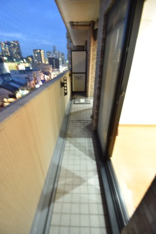 大阪市城東区今福西１丁目の賃貸マンションのバルコニー