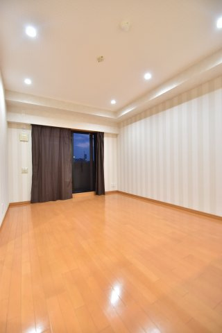 大阪市城東区今福西１丁目の賃貸マンションの居間・リビング