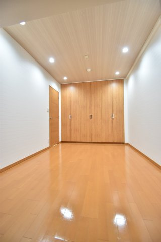 大阪市城東区今福西１丁目の賃貸マンションの寝室