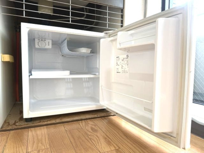 【設備】 | ワイティーコート | ミニ冷蔵庫