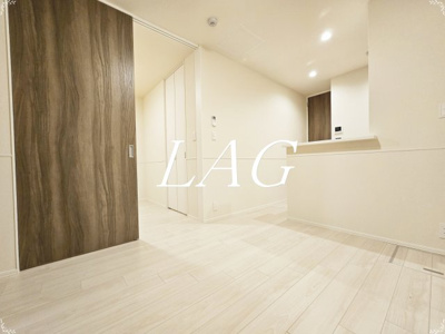 【居間・リビング】 | パームコテージ17番館 | 洋室のお部屋です。（同仕様です。）