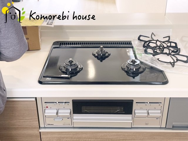 上尾市浅間台3丁目　3期　新築一戸建て　グランドールの丘　06のキッチン|きれいなキッチンです