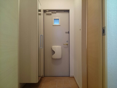 【玄関】 | フローラ・香ヶ丘