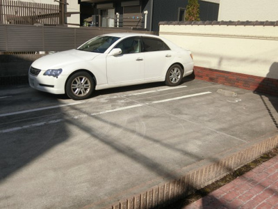 【駐車場】 | フローラ・香ヶ丘