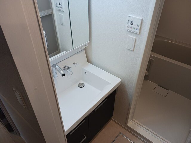 コンテチェスト２４の独立洗面台