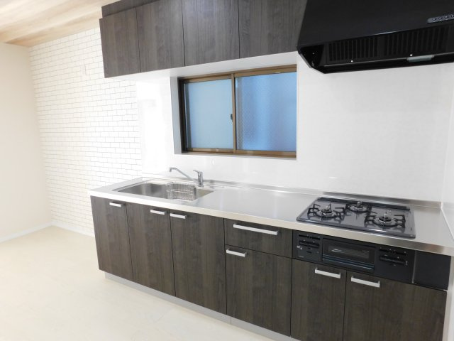 名古屋市中村区沖田町の中古一戸建のキッチン|◇キッチン◇　　システムキッチン新品交換　