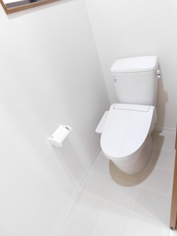 名古屋市中村区沖田町の中古一戸建のトイレ|◇トイレ◇　　トイレ新品交換