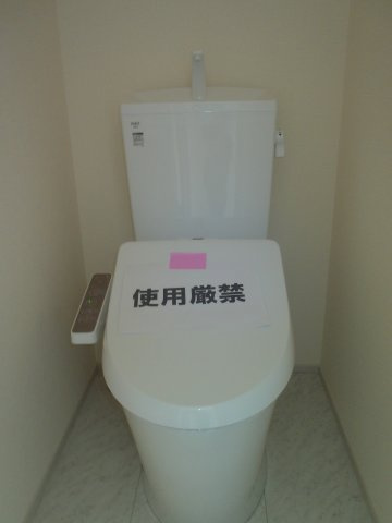 川越市大仙波　4LDK+カースペース2台付き　新築戸建てのトイレ