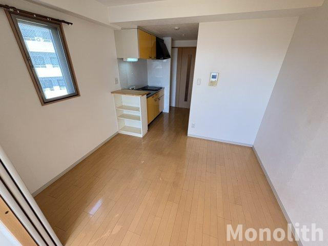 リアライズ深井駅前の居間・リビング