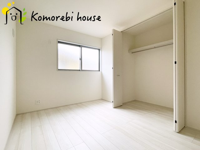 さいたま市見沼区堀崎町　新築一戸建て　リーブルガーデン　03の洋室|26.2.7撮影済み