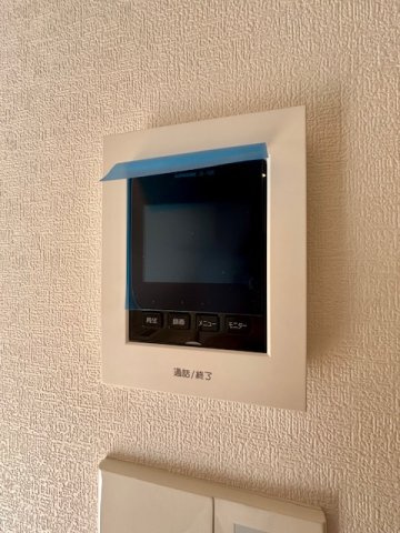 久留米市善導寺町飯田　9号地のセキュリティ|モニタ付きインターホンは来客をを確認できます、小さなお子様や女性だけのお留守番でも安心です♪