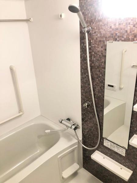 KNOTS大山の浴室