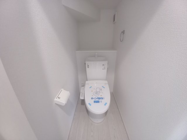 【いわき市平中神谷1期　1号棟】　家族が喜ぶ新生活」始めてみませんか？のトイレ|同施工　シンプルで使いやすいトイレです