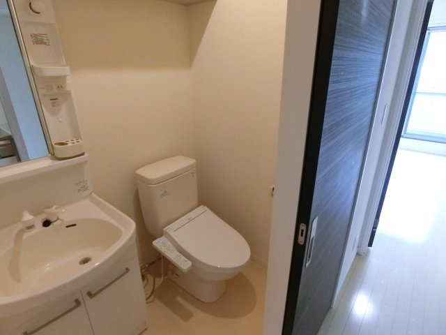 リラテラス東中野のトイレ