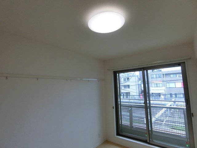 リラテラス東中野のその他