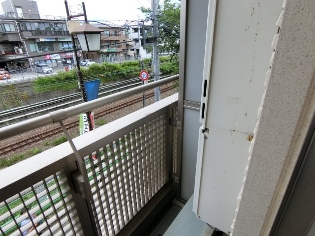 リラテラス東中野のバルコニー