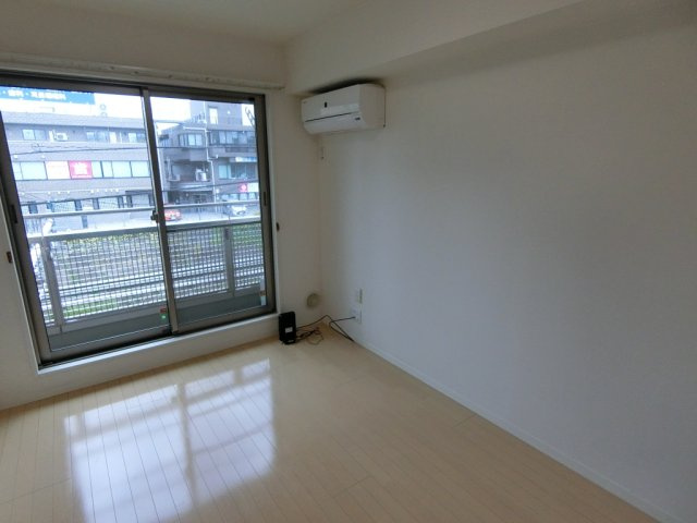 リラテラス東中野の居間・リビング