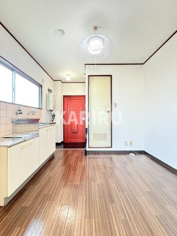 プレアール新今里Ｖの居間・リビング