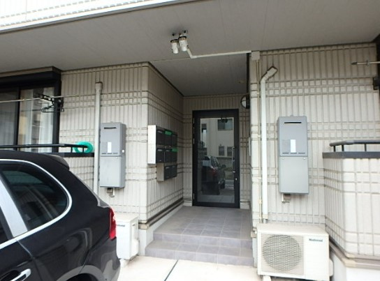 アンカレッジ水無月のエントランス