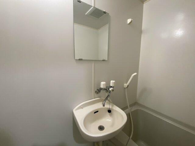 アークコートの洗面所