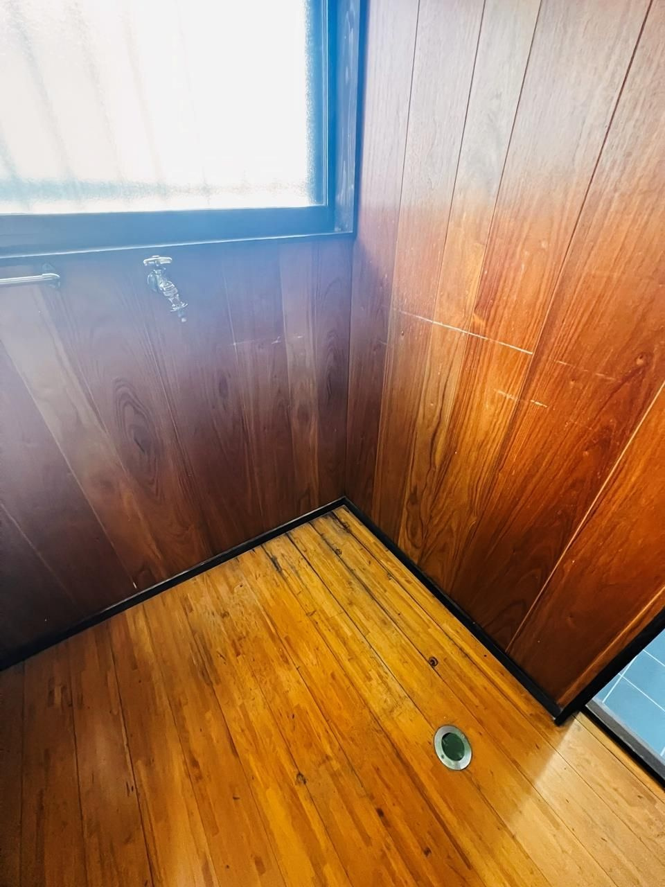 荒木町白口貸家の収納