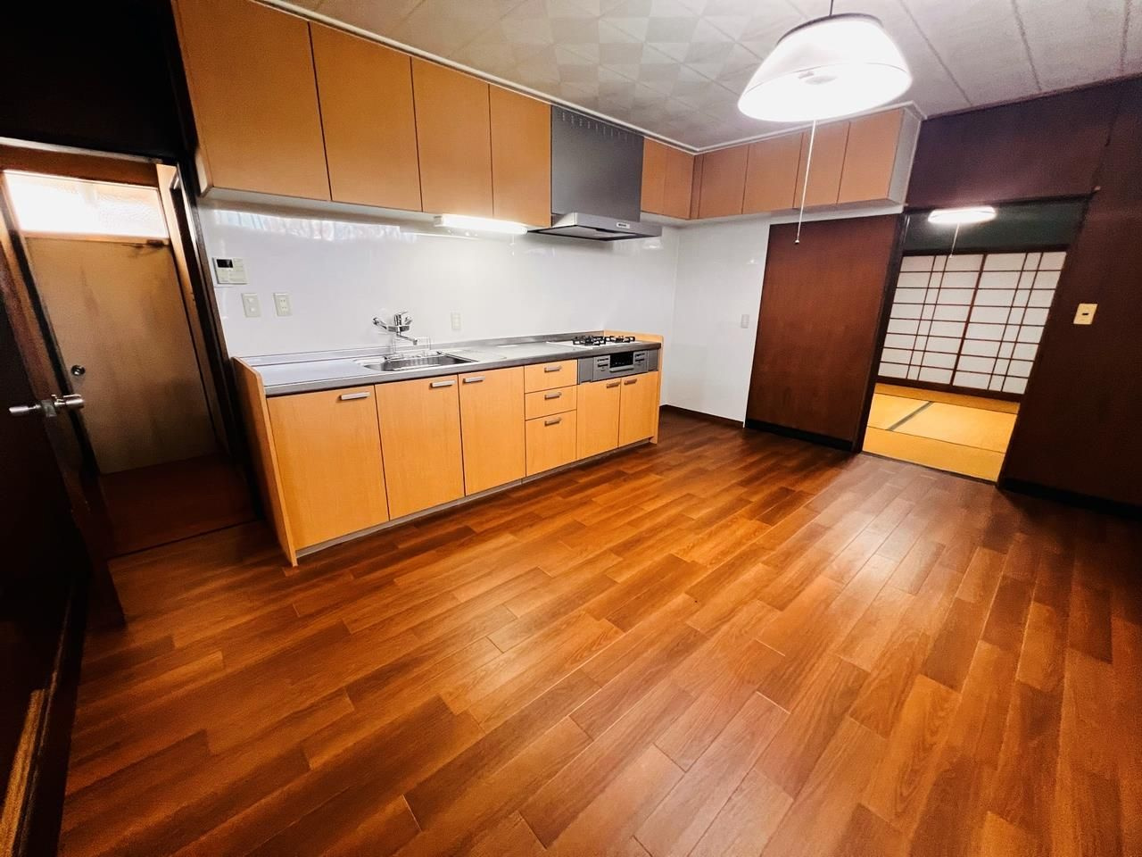 荒木町白口貸家の居間・リビング|ゆったり過ごせるリビングです