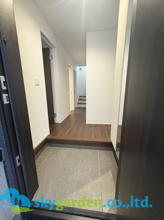 鎌倉市台4丁目　新築戸建　全1棟1号棟の玄関