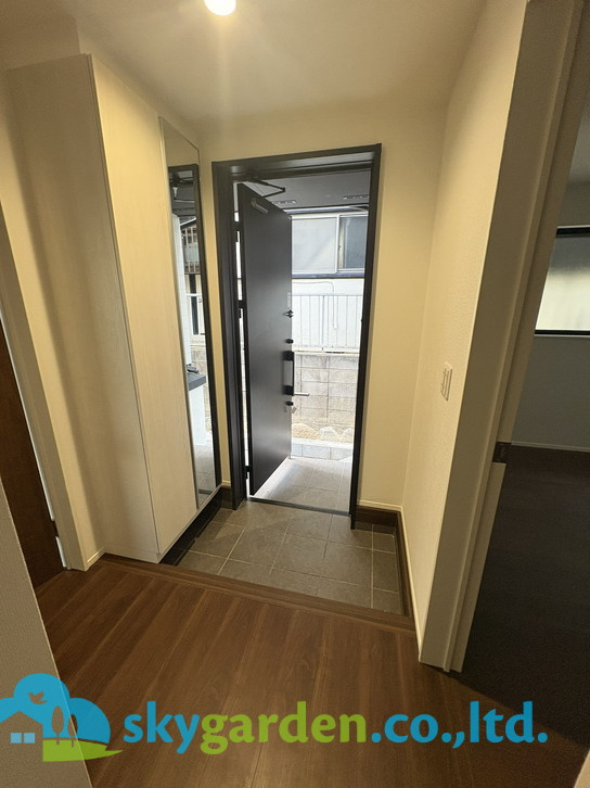 鎌倉市台4丁目　新築戸建　全1棟1号棟の玄関