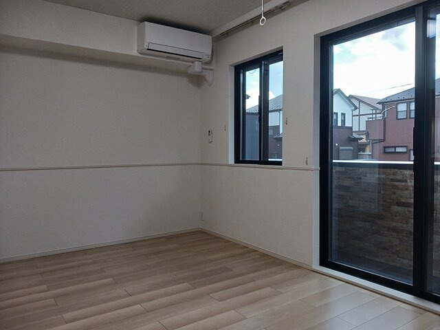 コンテチェスト２４の居間・リビング