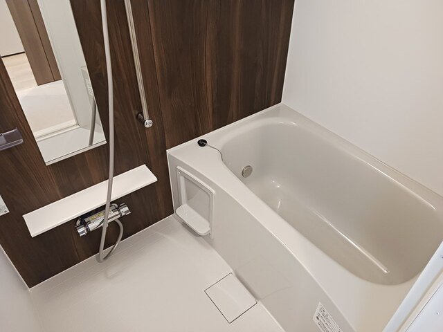 コンテチェスト２４の浴室