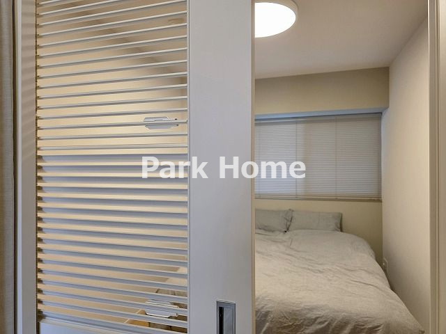 サーパス北本町の洋室|洋室①　★リノベ後…（ダブルベット）