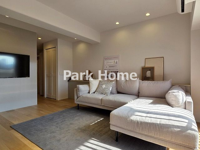 サーパス北本町の居間・リビング