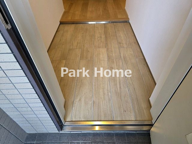 サーパス北本町の玄関