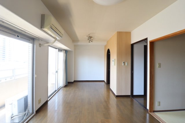 サーパス北本町の居間・リビング|＊リノベ前