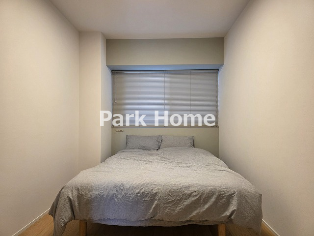 サーパス北本町の洋室|洋室①　…（ダブルベット）