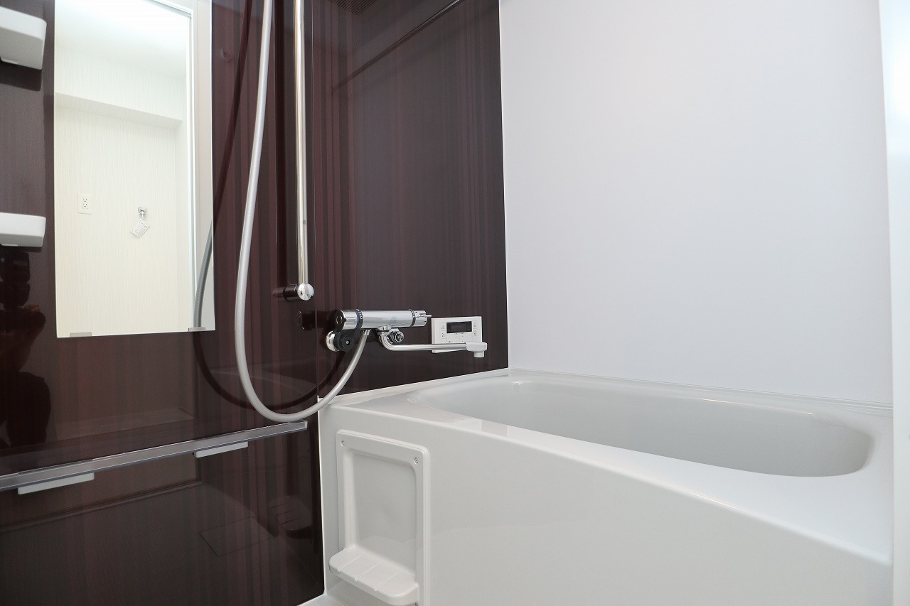 サヴォイヴァンヴェール　4階の浴室|別号室のものになります。現状優先。