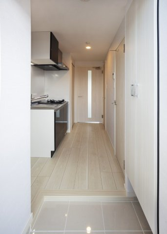 サヴォイヴァンヴェール　4階の玄関|別号室のものになります。現状優先。