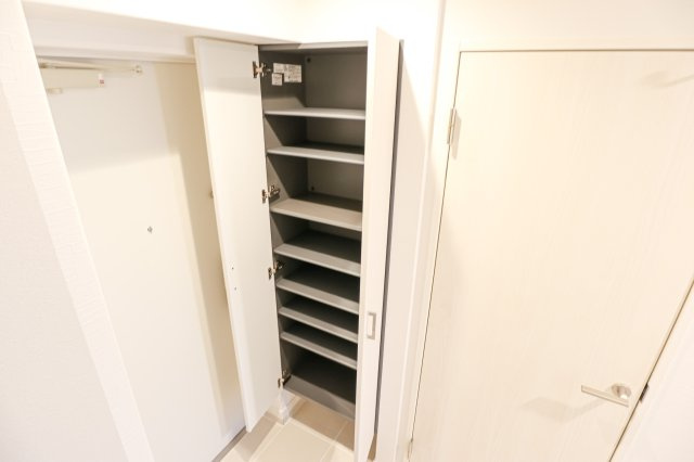 サヴォイヴァンヴェール　4階の収納|別号室のものになります。現状優先。