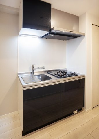 サヴォイヴァンヴェール　4階のキッチン|別号室のものになります。現状優先。