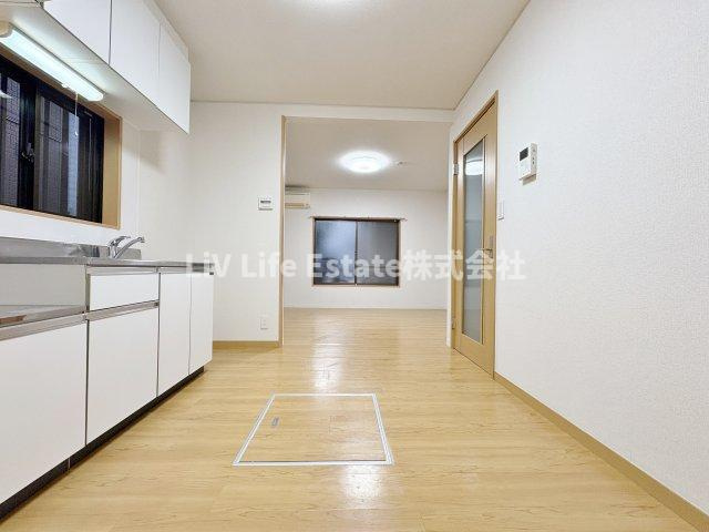 プチメゾン東戸倉Ⅱの居間・リビング