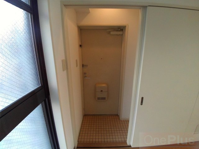 グランペール六甲の玄関